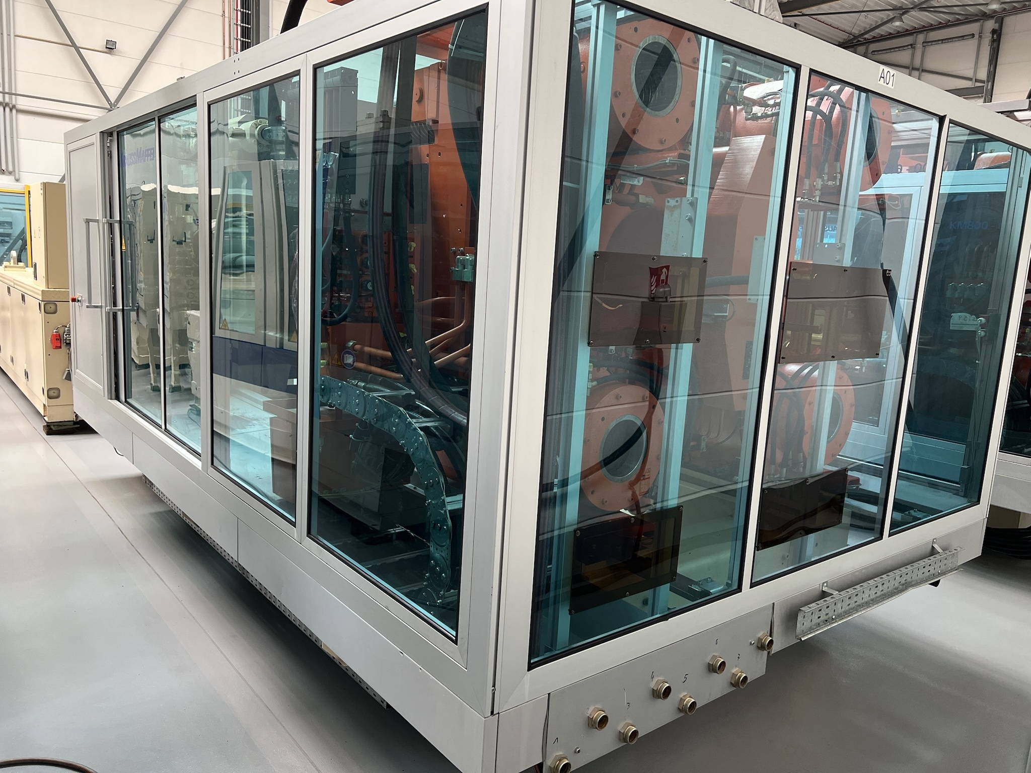 Krauss Maffei KM 800 - 6100 MX