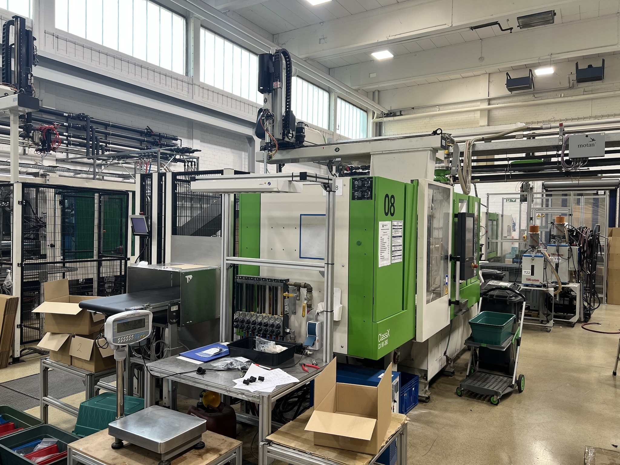 Krauss Maffei KM 80 - 380 CX incl. Krauss Maffei Roboter LRX100