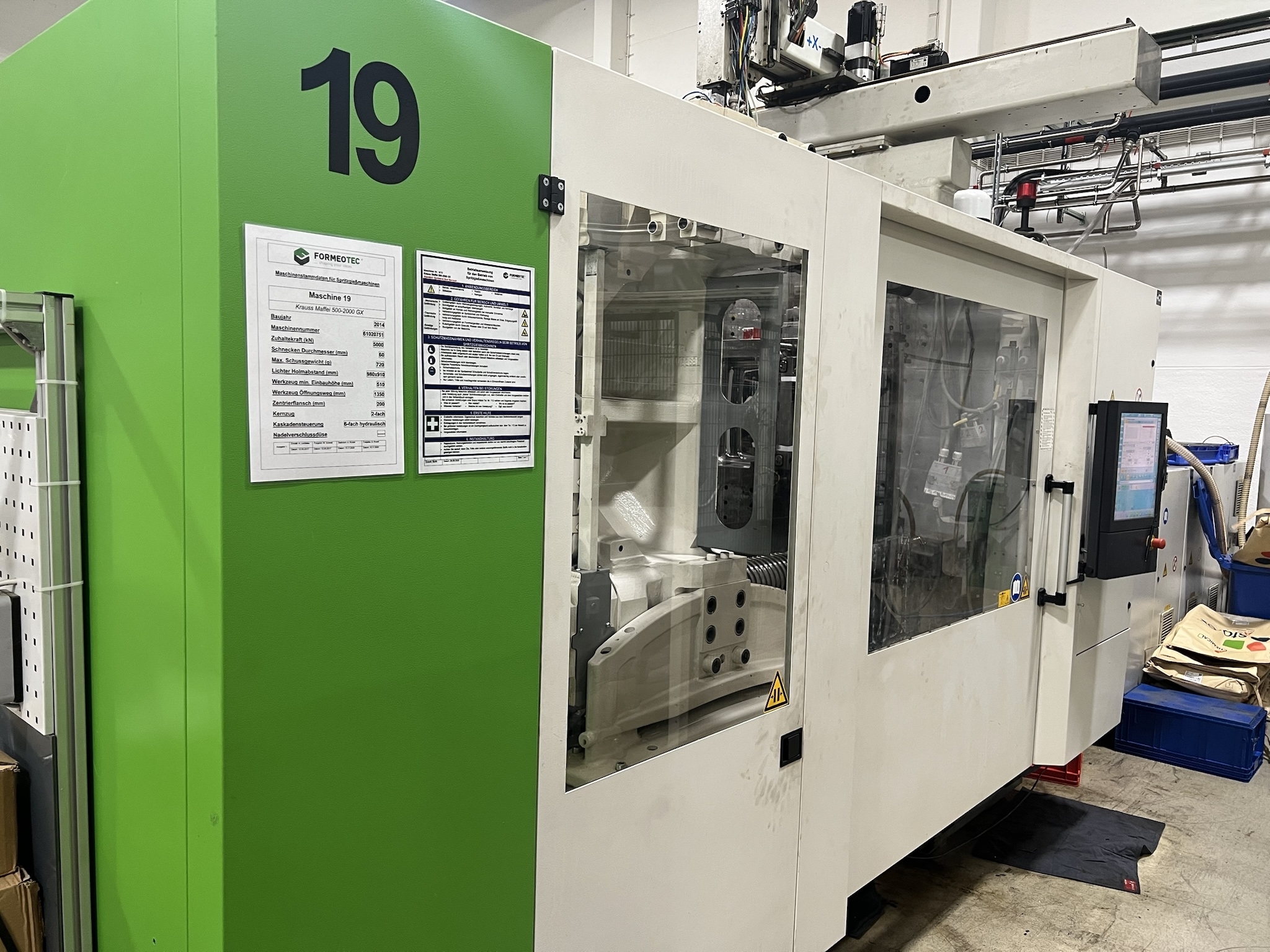 Krauss Maffei KM 500 - 2000 GX incl. Krauss Maffei Roboter LRX250